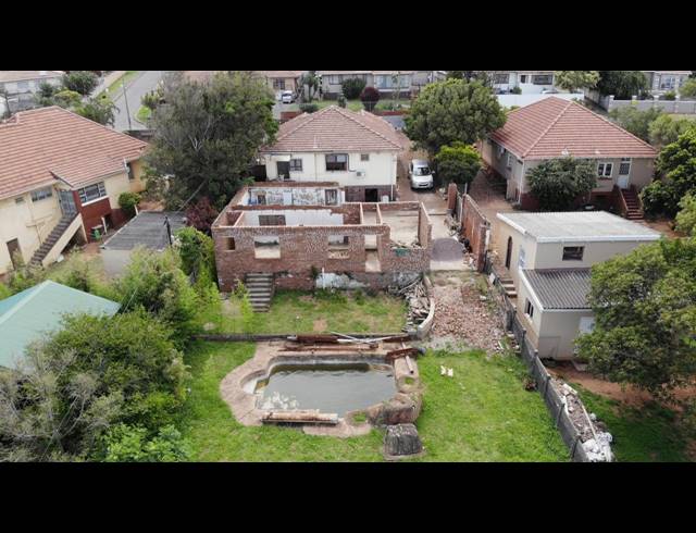 3 BEDROOM HOUSE FOR SALE IN BLUFF